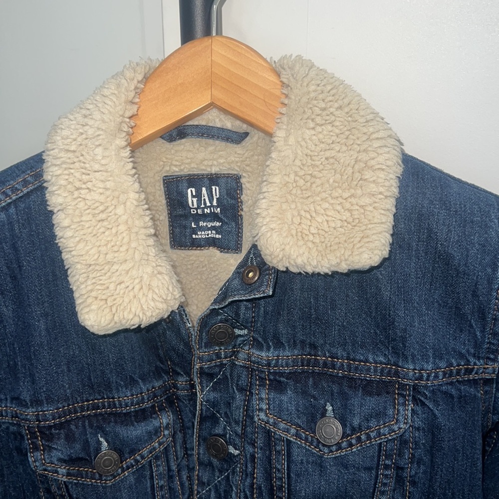 GAP Denim Jacket - Picture 2 of 4